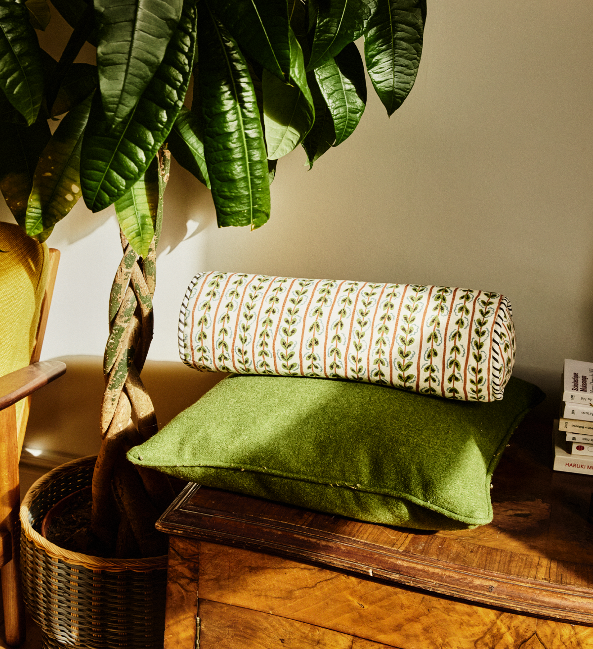 Woolf | Ochre